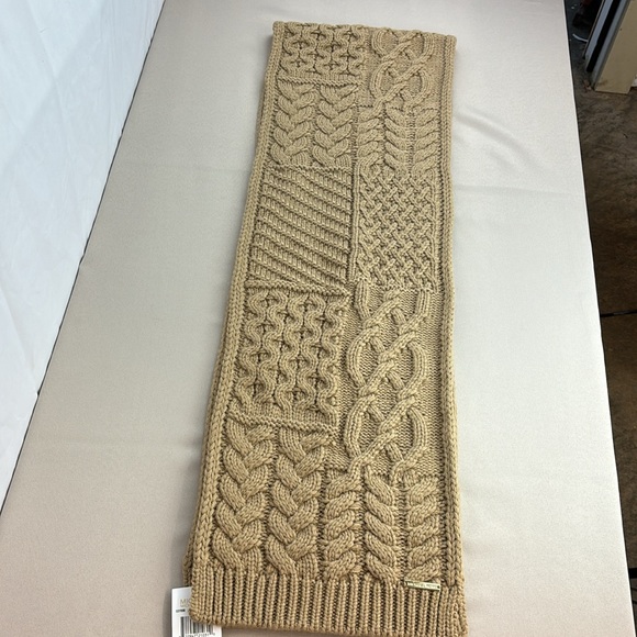 Micheal Kors Camel Knit Scarf OS - Picture 6 of 7